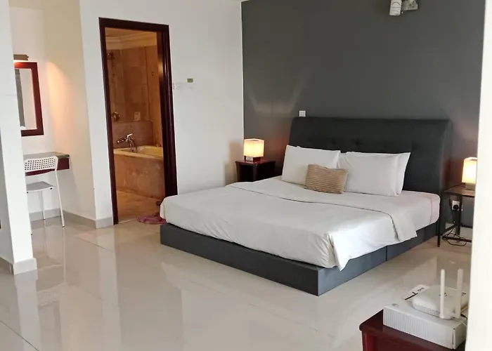 Suite At Times Square Kl